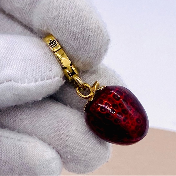 EUC Rare Retired Juicy Couture Red Glazed Strawberry Charm - Picture 9 of 16